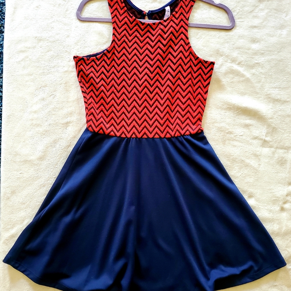 Alya NWT Med. Red/Blue Zig Zag Hogh Waist Dress - Picture 1 of 6